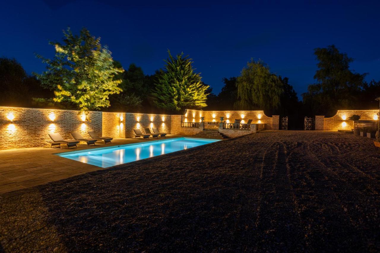 Eastwood Observatory: 12 Bedrooms, Swimming Pool And Tennis Court Hailsham Buitenkant foto