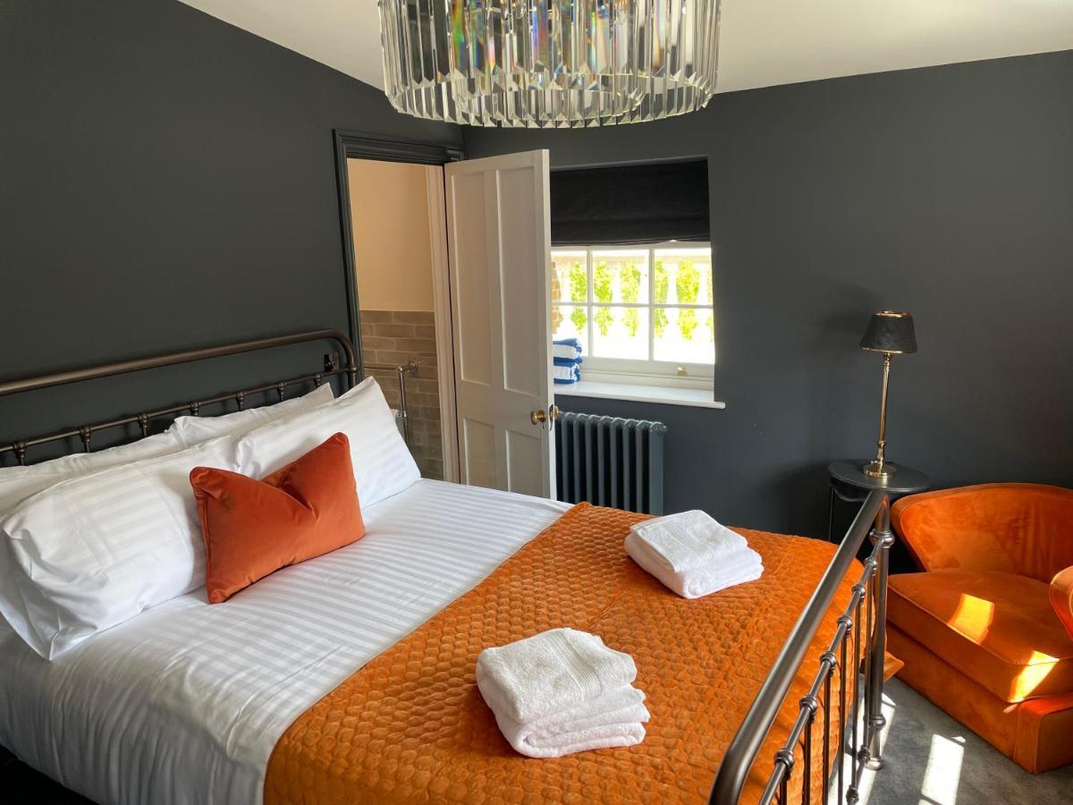 Eastwood Observatory: 12 Bedrooms, Swimming Pool And Tennis Court Hailsham Buitenkant foto