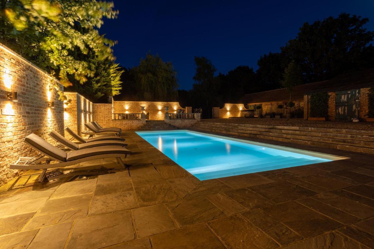 Eastwood Observatory: 12 Bedrooms, Swimming Pool And Tennis Court Hailsham Buitenkant foto