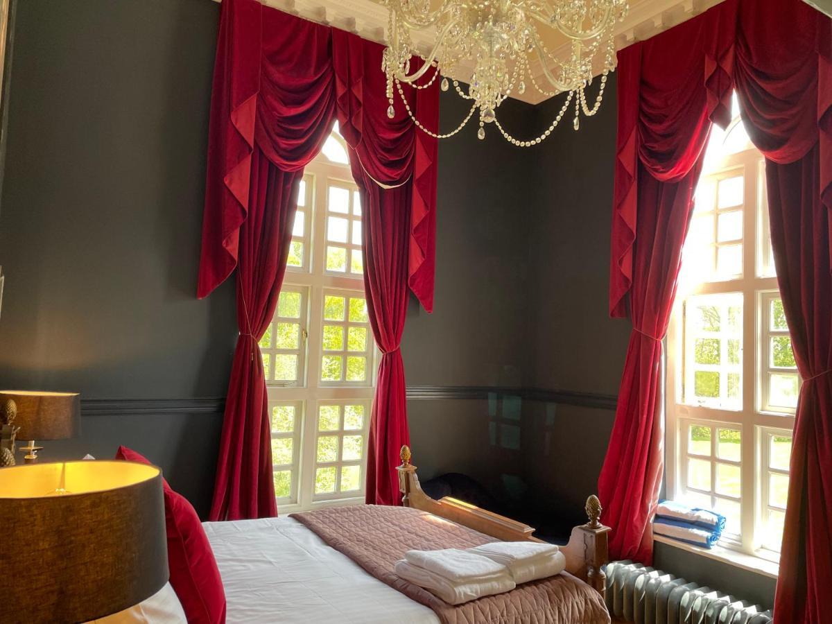 Eastwood Observatory: 12 Bedrooms, Swimming Pool And Tennis Court Hailsham Buitenkant foto